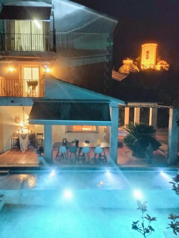 Les Canyes Cottage, Private Villa Resort Piera Luaran gambar